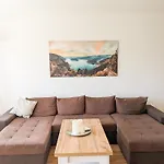 W4 - Urlaubsmagie- Pool, Terrasse, Barbecue