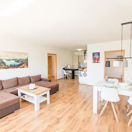 W4 - Urlaubsmagie- Pool, Terrasse, Barbecue Apartment *