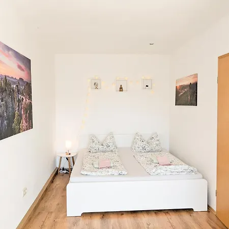Apartament Urlaubsmagie - Wildblume - Terrasse, Grill & Saisonaler Pool